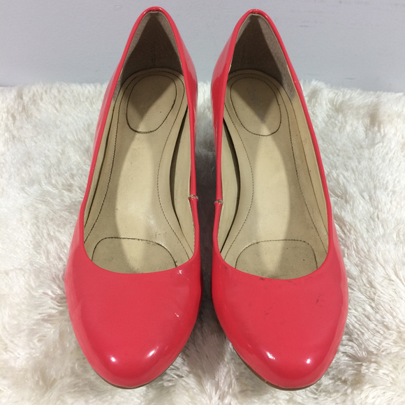 Calvin Klein Shoes - Calvin Klein 8 1/2M Yazmin Coral Pink Patent Wedge